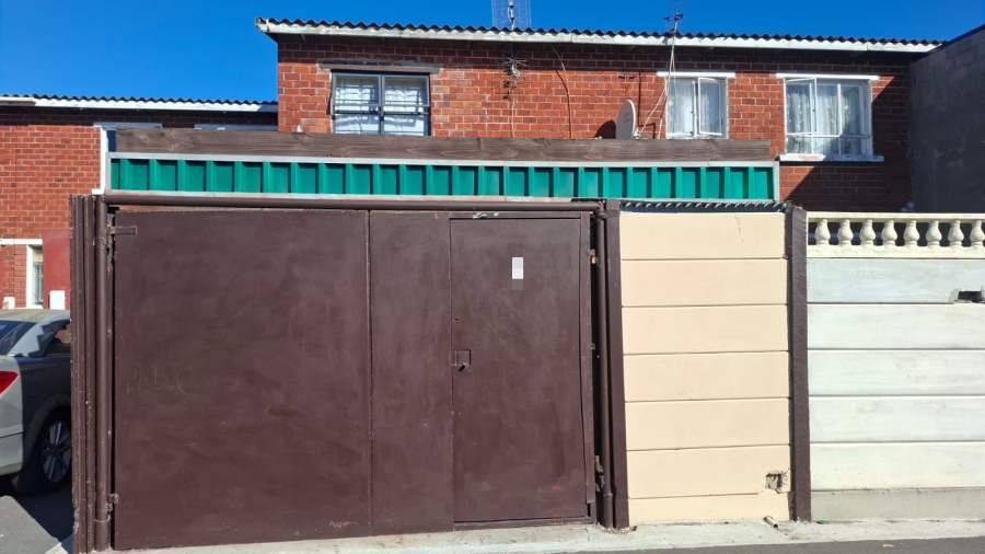 2 Bedroom Property for Sale in Woodlands Western Cape